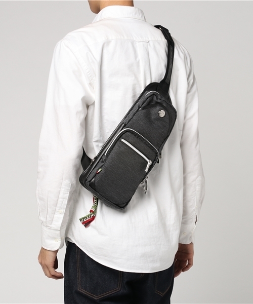 Orobianco（オロビアンコ）の「【Orobianco　オロビアンコ】　GIACOMIO 13-H(JEANS)　ジーンズ調素材　ボディバッグ　モノレール　/　90429（ボディバッグ/ウエストポーチ・メンズ・ネイビー/ブルー系その他/ブラック/ライトブルー・FREE）」の10枚目の写真