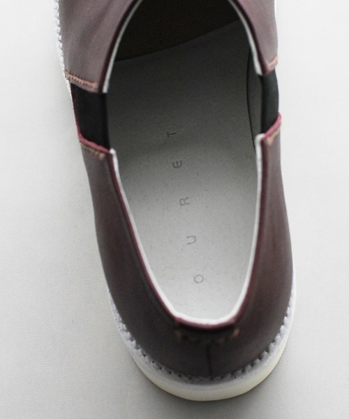 OURET(オーレット)の「OIL LEATHER VIBRAM SOLE SIDE GORE PLAIN TOE(ブーツ・メンズ・ブラック/グレー系その他/グリーン/ボルドー・42/43/41)」の11枚目の写真