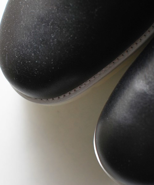 OURET(オーレット)の「OIL LEATHER VIBRAM SOLE SIDE GORE PLAIN TOE(ブーツ・メンズ・ブラック/グレー系その他/グリーン/ボルドー・42/43/41)」の22枚目の写真