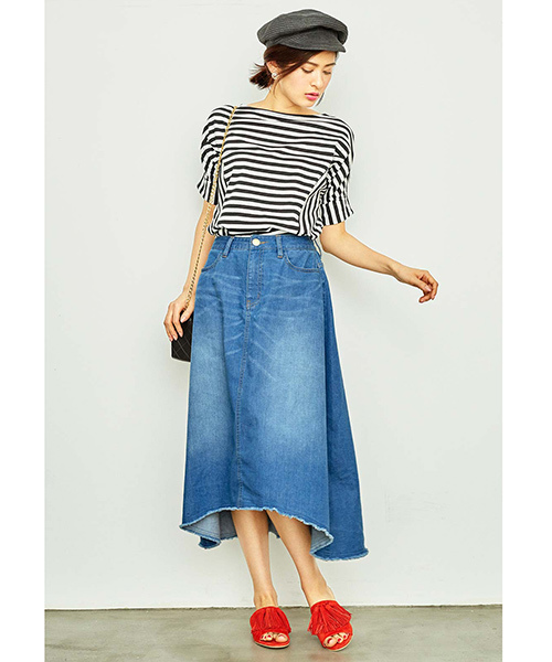 IEDIT(イディット)の「IEDIT Aラインが女らしい カットオフ風仕様のミディ丈 フィッシュテールデニムスカート(デニムスカート・レディース・ブルー・7/10/6/5/8/9)」の2枚目の写真