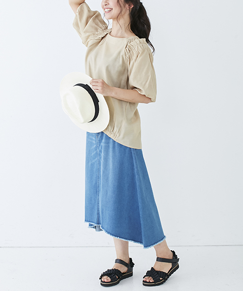 IEDIT(イディット)の「IEDIT Aラインが女らしい カットオフ風仕様のミディ丈 フィッシュテールデニムスカート(デニムスカート・レディース・ブルー・7/10/6/5/8/9)」の17枚目の写真