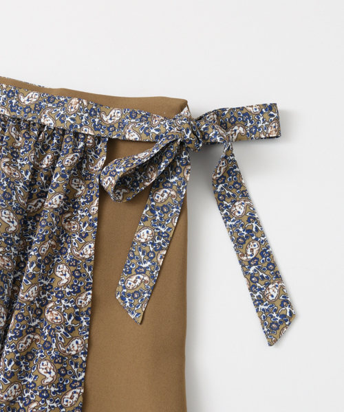 URBAN RESEARCH（アーバンリサーチ）の「ペイズリーバイカラースカート（スカート・レディース・ベージュ/ネイビー・FREE）」の13枚目の写真