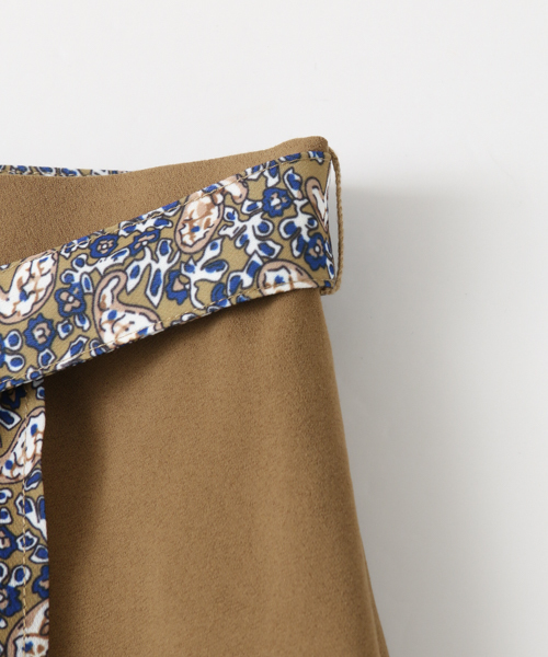 URBAN RESEARCH（アーバンリサーチ）の「ペイズリーバイカラースカート（スカート・レディース・ベージュ/ネイビー・FREE）」の14枚目の写真