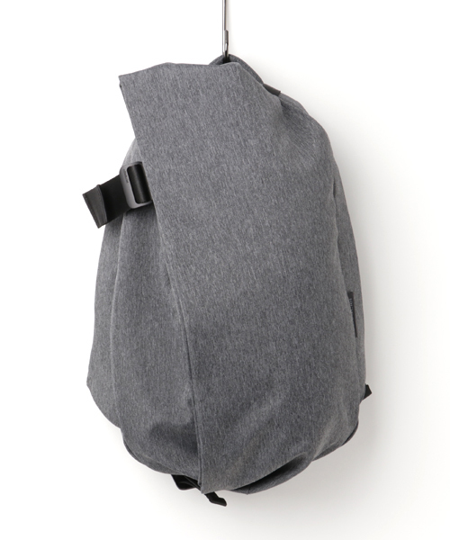 Cote&Ciel(コートエシエル)の「◇Cote&Ciel / コート エ シエル: ISAR RUCKSACK M(バックパック/リュック・メンズ・チャコールグレー/ブラック・FREE)」の9枚目の写真