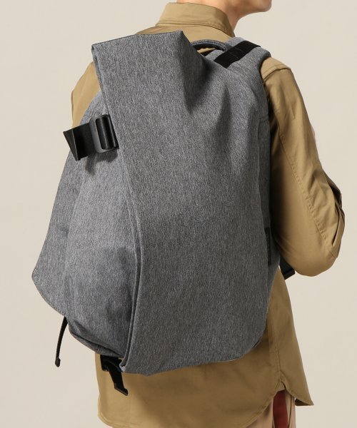 Cote&Ciel(コートエシエル)の「◇Cote&Ciel / コート エ シエル: ISAR RUCKSACK M(バックパック/リュック・メンズ・チャコールグレー/ブラック・FREE)」の10枚目の写真