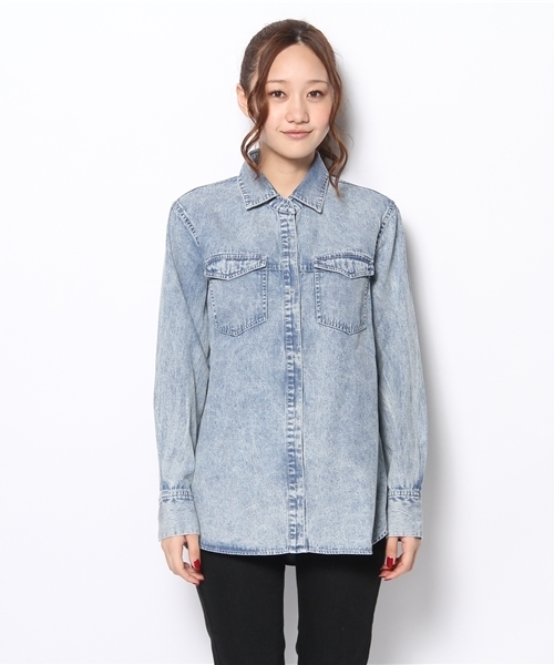 SLY LANG（スライラング）の「KURT DENIM SH（シャツ/ブラウス・レディース・ブルー・FREE）」の2枚目の写真