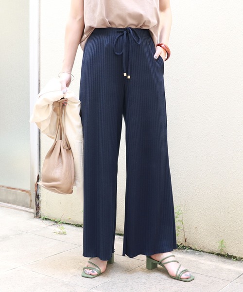 andme（アンドミー）の「カットリブニットソーワイドパンツ（その他パンツ・レディース・ネイビー/カーキ/グレー系その他/ブラック/ベージュ/ライトブラウン/グリーン/ブルー系その他/チャコールグレー/ブラウン・M/L）」の10枚目の写真