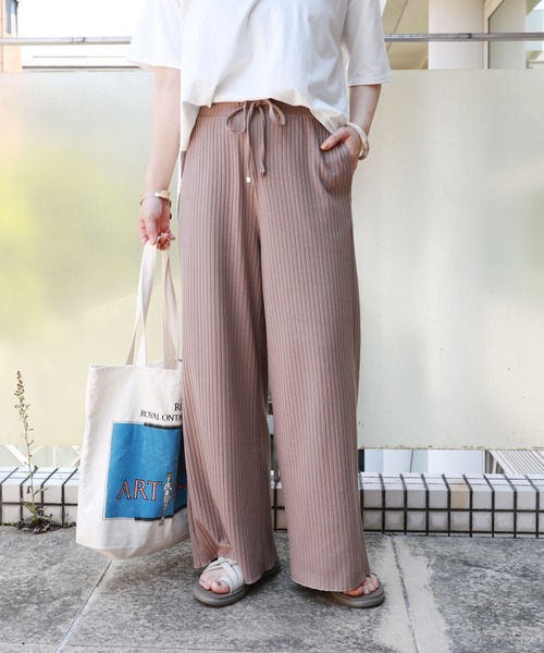 andme（アンドミー）の「カットリブニットソーワイドパンツ（その他パンツ・レディース・ネイビー/カーキ/グレー系その他/ブラック/ベージュ/ライトブラウン/グリーン/ブルー系その他/チャコールグレー/ブラウン・M/L）」の6枚目の写真