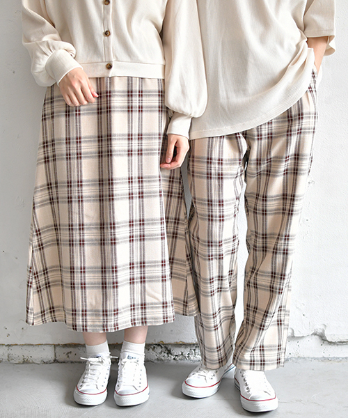 PairPair(ペアペア)の「チェック柄マーメイドスカート(スカート・レディース・ベージュ/ライトグレー・FREE)」の2枚目の写真