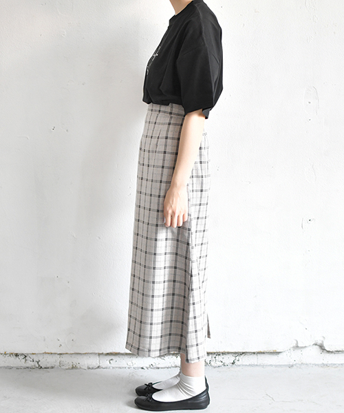PairPair(ペアペア)の「チェック柄マーメイドスカート(スカート・レディース・ベージュ/ライトグレー・FREE)」の9枚目の写真