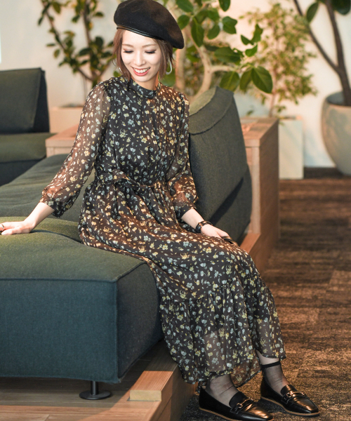 Mysty Woman ミスティウーマン の ニュアンスフラワー楊柳ワンピース ワンピース Wear