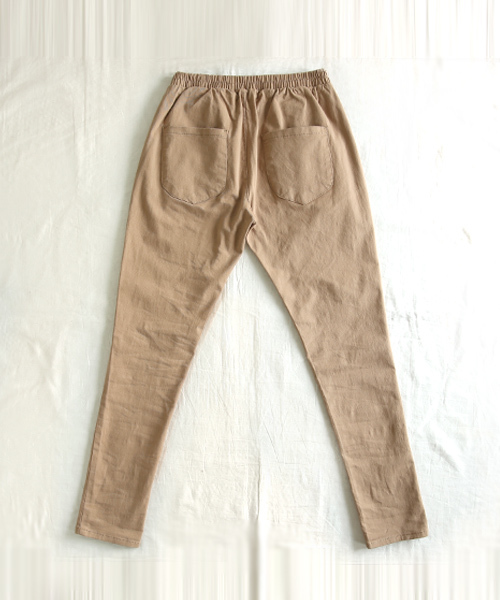 and it_（アンドイット）の「ゆるっくすストレッチデイリーパンツ（その他パンツ・レディース・ブラック/グレー/ベージュ/カーキ/ネイビー/グレー系/ネイビー系/ベージュ系/カーキ系/ブラック系・S/M/L/LL/3L/4L）」の12枚目の写真