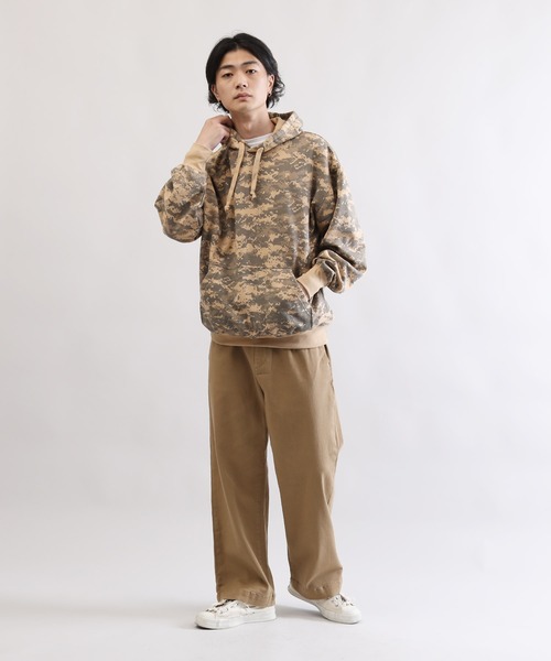 Lulu & Arnie(るるあんどあーにー)の「1タック ワイド チノパン & デニムパンツ(チノパンツ・メンズ・ホワイト/チャコールグレー/ブラック/ベージュ/ネイビー/インディゴブルー/ワンウォッシュ・MEDIUM/LARGE/X-LARGE/SMALL)」の12枚目の写真