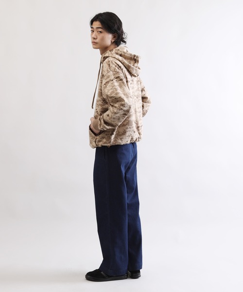 Lulu & Arnie(るるあんどあーにー)の「1タック ワイド チノパン & デニムパンツ(チノパンツ・メンズ・ホワイト/チャコールグレー/ブラック/ベージュ/ネイビー/インディゴブルー/ワンウォッシュ・MEDIUM/LARGE/X-LARGE/SMALL)」の17枚目の写真