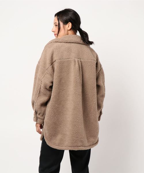 STYLEBLOCK（スタイルブロック）の「ビッグシルエットボアCPOジャケット（ミリタリージャケット・レディース・アイボリー/ライトベージュ/ベージュ/キャメル/ブラック・M）」の7枚目の写真