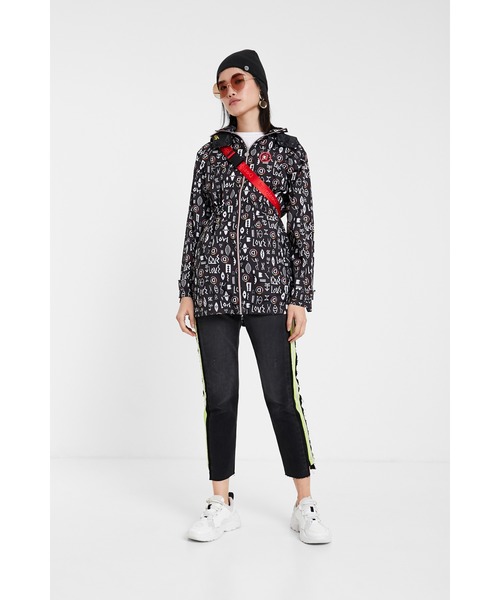 Desigual(デシグアル)の「エコフレンドリーレインコート(その他アウター・レディース・ブラック・2L/S/M/L)」の2枚目の写真