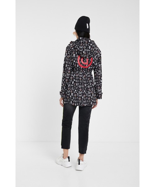 Desigual(デシグアル)の「エコフレンドリーレインコート(その他アウター・レディース・ブラック・2L/S/M/L)」の4枚目の写真