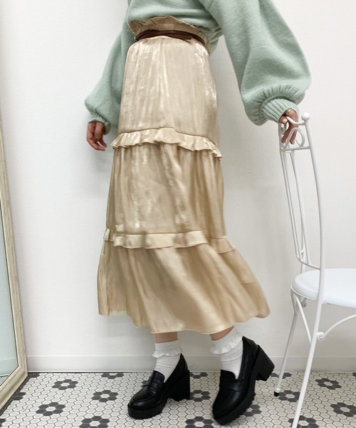 apres jour（アプレジュール）の「キラキラクロスフリルスカート【ZOZOTOWN限定アイテム】（スカート・レディース・ベージュ/ライトグレー/アイボリー・フリー）」の5枚目の写真