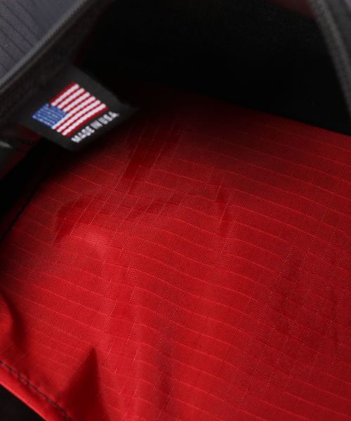 HELIOPOLE（エリオポール）の「BAGS IN PROGRESS: クロスボディバッグ（ショルダーバッグ・レディース・ホワイト/ブラック/カーキ・FREE）」の6枚目の写真