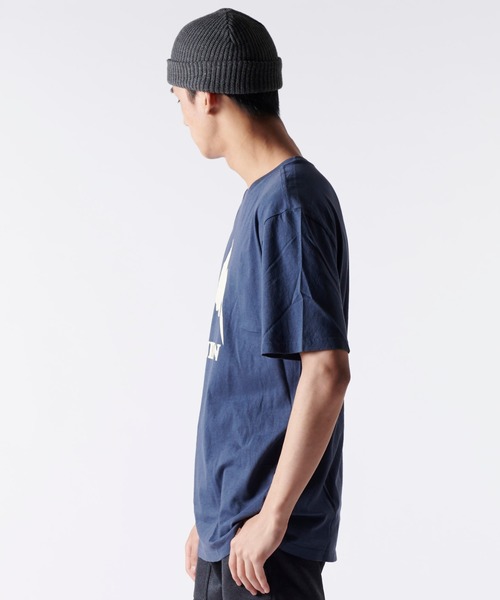 BURTON（バートン）の「オーガニックコットン 半袖 BIG ロゴ Tシャツ（Tシャツ/カットソー・メンズ・ブルー/オリーブ/ブラック/グレー・L/S/M/XS/XL）」の6枚目の写真