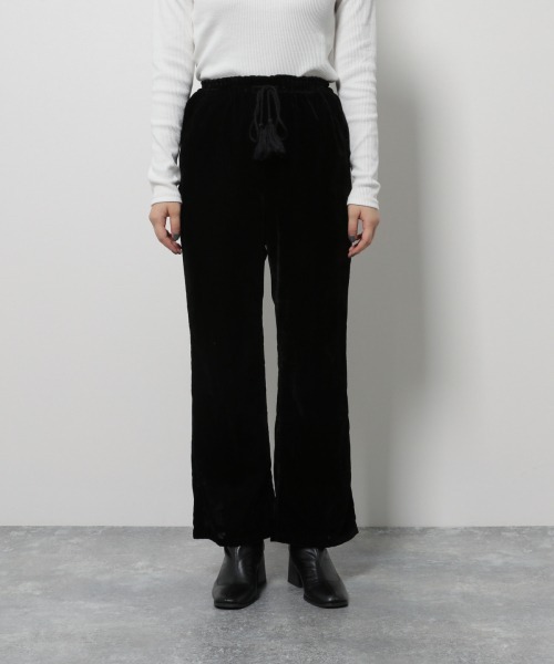 PAGEBOY（ページボーイ）の「エアリーベロアルーズパンツ【セミフレアシルエット】（その他パンツ・レディース・ブラック/ダークブラウン/アクア/パープル・FREE）」の13枚目の写真