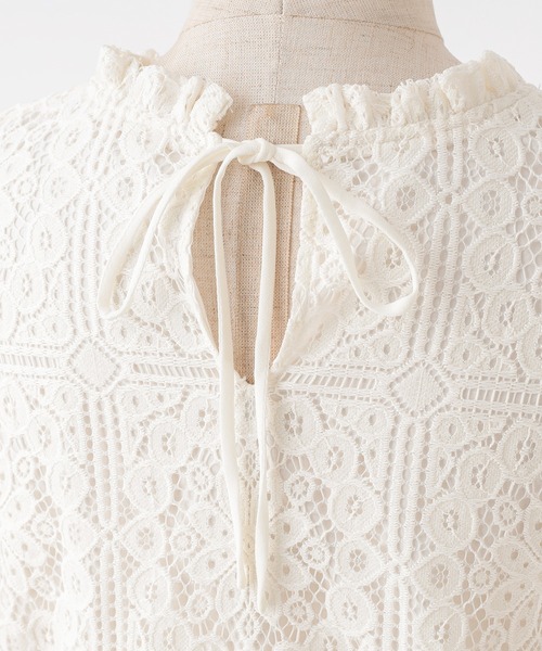 one after another NICE CLAUP(ワンアフターアナザーナイスクラップ)の「総レースパフ袖トップス(シャツ/ブラウス・レディース・ベージュ/ブラック/アイボリー・FREE)」の21枚目の写真