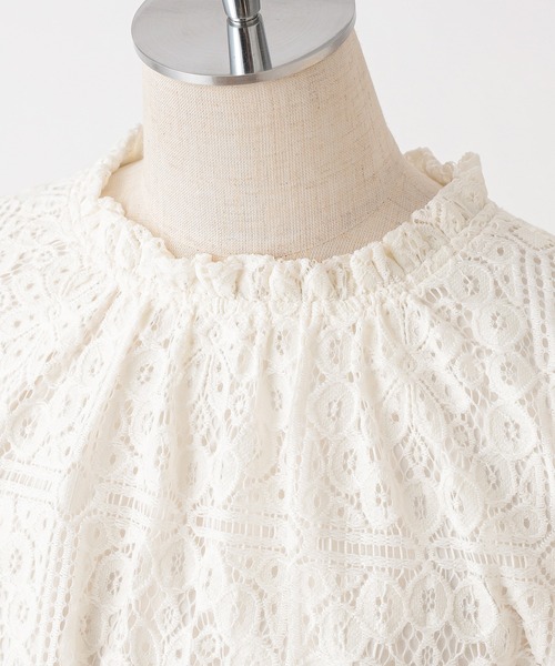 one after another NICE CLAUP(ワンアフターアナザーナイスクラップ)の「総レースパフ袖トップス(シャツ/ブラウス・レディース・ベージュ/ブラック/アイボリー・FREE)」の22枚目の写真