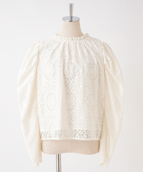 one after another NICE CLAUP(ワンアフターアナザーナイスクラップ)の「総レースパフ袖トップス(シャツ/ブラウス・レディース・ベージュ/ブラック/アイボリー・FREE)」の18枚目の写真