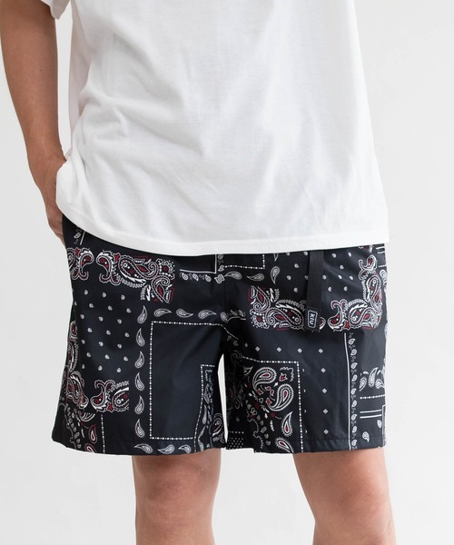 KiU（キウ）の「ウォータープルーフ ショートパンツ（その他パンツ・メンズ・ブラック系その他/レオパード/ブラック系その他2/ブラウン系その他/ブラック/カラフル/ブラック系その他3/ベージュ系その他/ブルー系その他/ブラック×カーキ/ブラック系その他4・LARGE/MEDIUM/X-LARGE）」の4枚目の写真