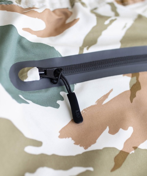 KiU（キウ）の「ウォータープルーフ ショートパンツ（その他パンツ・メンズ・ブラック系その他/レオパード/ブラック系その他2/ブラウン系その他/ブラック/カラフル/ブラック系その他3/ベージュ系その他/ブルー系その他/ブラック×カーキ/ブラック系その他4・LARGE/MEDIUM/X-LARGE）」の22枚目の写真