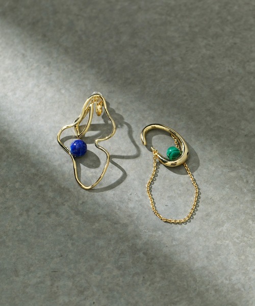 UNITED TOKYO（ユナイテッドトウキョウ）の「バウムスティールイヤーカフ（イヤーカフ・レディース・ゴールド・0/FREE）」の2枚目の写真