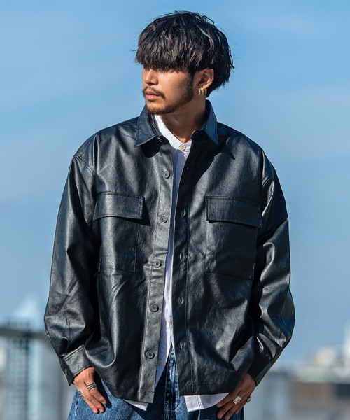 SILVER BULLET(シルバーバレット)の「『CavariA/キャバリア』レザーライク長袖CPOジャケット(ミリタリージャケット・メンズ・ブラック/ライトベージュ・L/M)」の2枚目の写真