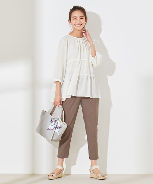 ANY SIS(エニィスィス)の「【L'aube】ミラクルストレッチ テーパードパンツ(その他パンツ・レディース・ブラック系/黄土色系/ベージュ系/ライトグリーン系/ブラウン系・1/2/3)」の10枚目の写真