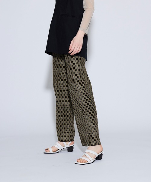 UNITED TOKYO（ユナイテッドトウキョウ）の「グラフィティジャガードパンツ（その他パンツ・レディース・ブラウン/ブラック・2/1）」の8枚目の写真