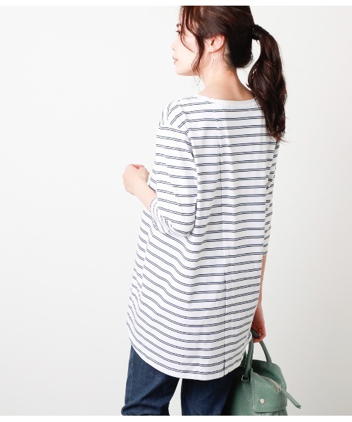 NEWYORKER(ニューヨーカー)の「シルケット天竺ボーダー 7分袖バックスリットカットソープルオーバー(Tシャツ/カットソー・レディース・グレー系その他/ベージュ/ホワイト・L/M)」の1枚目の写真