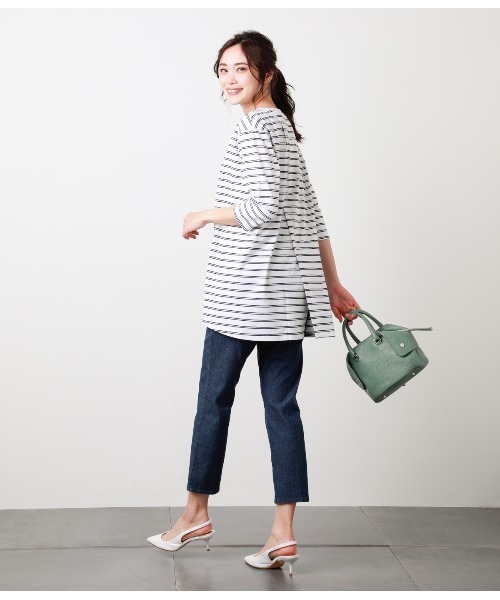 NEWYORKER(ニューヨーカー)の「シルケット天竺ボーダー 7分袖バックスリットカットソープルオーバー(Tシャツ/カットソー・レディース・グレー系その他/ベージュ/ホワイト・L/M)」の9枚目の写真