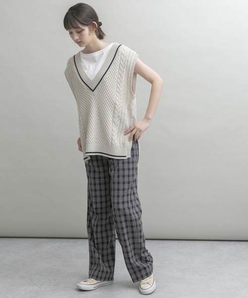 UR Lab.（アーバンリサーチラボ）の「『34サイズ/低身長向けも展開』チェックワイドパンツ（その他パンツ・レディース・ネイビー/イエロー/ベージュ・38/34/36）」の8枚目の写真