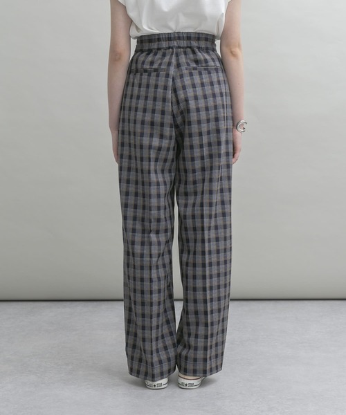 UR Lab.（アーバンリサーチラボ）の「『34サイズ/低身長向けも展開』チェックワイドパンツ（その他パンツ・レディース・ネイビー/イエロー/ベージュ・38/34/36）」の17枚目の写真