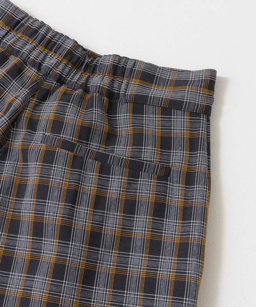 UR Lab.（アーバンリサーチラボ）の「『34サイズ/低身長向けも展開』チェックワイドパンツ（その他パンツ・レディース・ネイビー/イエロー/ベージュ・38/34/36）」の16枚目の写真