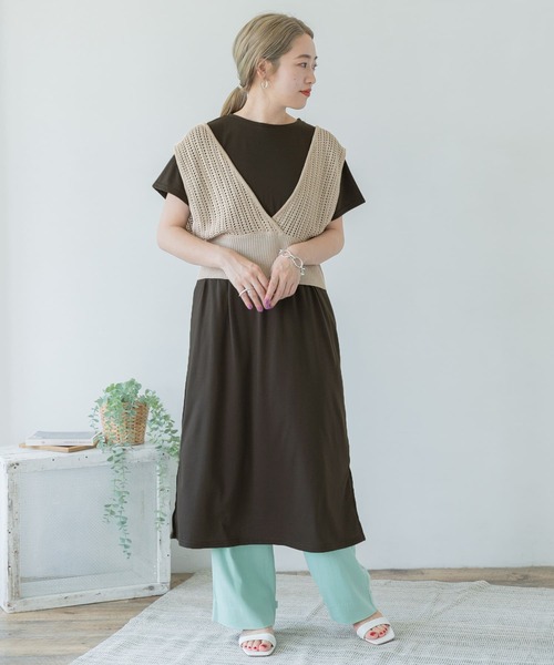 ITEMS URBANRESEARCH（アイテムズ アーバンリサーチ）の「ビスチェセットカットワンピース（ワンピース・レディース・チャコールグレー/ブラウン/ベージュ・FREE）」の9枚目の写真
