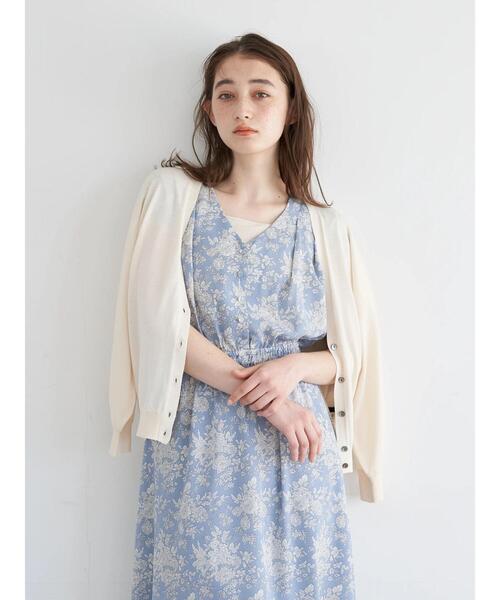 YECCA VECCA（イェッカヴェッカ）の「Vネックカーディガン＊（カーディガン/ボレロ・レディース・ブラック/ベージュ/グリーン/アイボリー・FREE）」の10枚目の写真