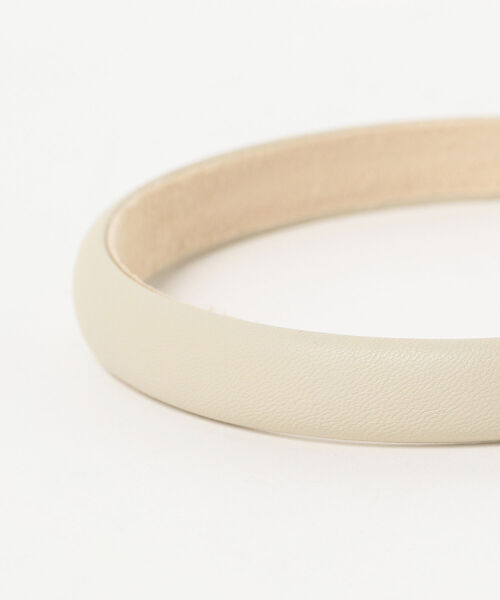 BEAMS LIGHTS（ビームスライツ）の「BEAMS LIGHTS / スリム レザー カチューシャ（カチューシャ・レディース・ブラック/オフホワイト/ブラウン系その他3・ONE SIZE）」の9枚目の写真