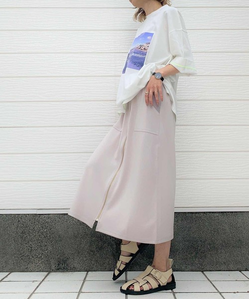 Q（キュー）の「View Tシャツ（Tシャツ/カットソー・レディース・チャコールグレー/アイボリー・MEDIUM）」の8枚目の写真