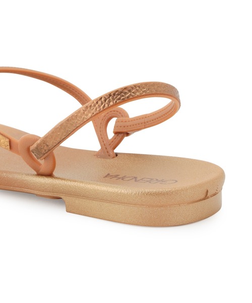 grendha（グレンダ）の「【WEB限定】【GRENDHA】グレンダ CACAU VERSTAIL（サンダル・レディース・ゴールド/ブラック・23.0cm/24.0cm）」の9枚目の写真