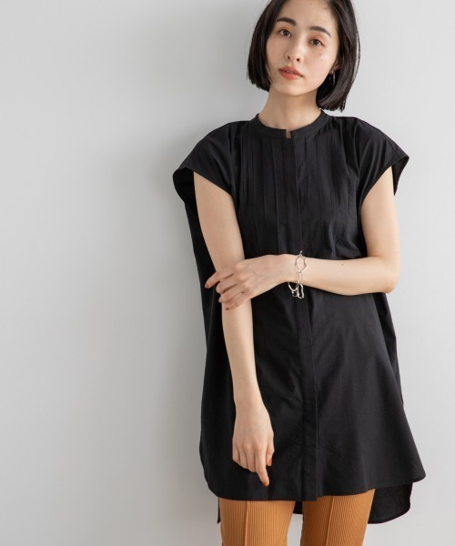 LOWRYS FARM(ローリーズファーム)の「フロントタックチュニックノースリーブ 948452(シャツ/ブラウス・レディース・ブラック/ブラウン/オフホワイト・FREE)」の2枚目の写真