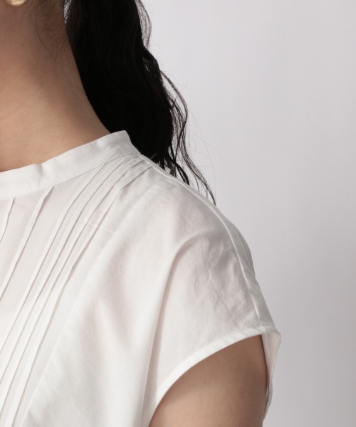 LOWRYS FARM(ローリーズファーム)の「フロントタックチュニックノースリーブ 948452(シャツ/ブラウス・レディース・ブラック/ブラウン/オフホワイト・FREE)」の5枚目の写真