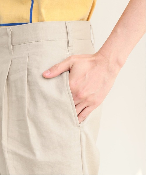 JOURNAL STANDARD relume（ジャーナルスタンダード　レリューム）の「FLANDERS LINEN/フランダースリネン テーパードタック パンツ（スラックス・メンズ・ネイビー/ホワイト×ホワイト/ベージュ系その他・SMALL/MEDIUM/LARGE）」の16枚目の写真