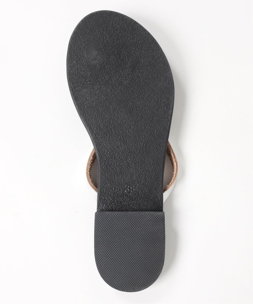 Spick & Span（スピックアンドスパン）の「【NICOLAS LAINAS】クロスストラップサンダル（サンダル・レディース・ベージュ/ブラック・38/39/36/37）」の9枚目の写真