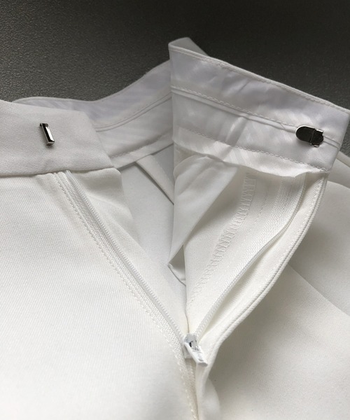 Ulysses（ユリシス）の「タックハーフパンツ（その他パンツ・レディース・キャメル/ブラック/ホワイト・M/L）」の14枚目の写真