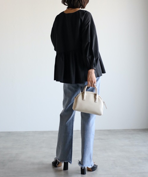 ap retro（アプレトロ）の「２WAYボリューム袖ペプラムブラウス（シャツ/ブラウス・レディース・ホワイト/ブラック/ベージュ/ライトブルー/ネイビー・FREE）」の16枚目の写真